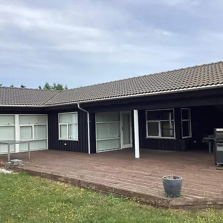 4 Star In Feriehus Jerup